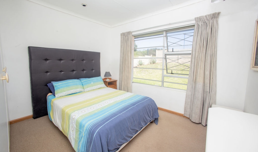 4 Bedroom Property for Sale in Queensberry Bay Eastern Cape